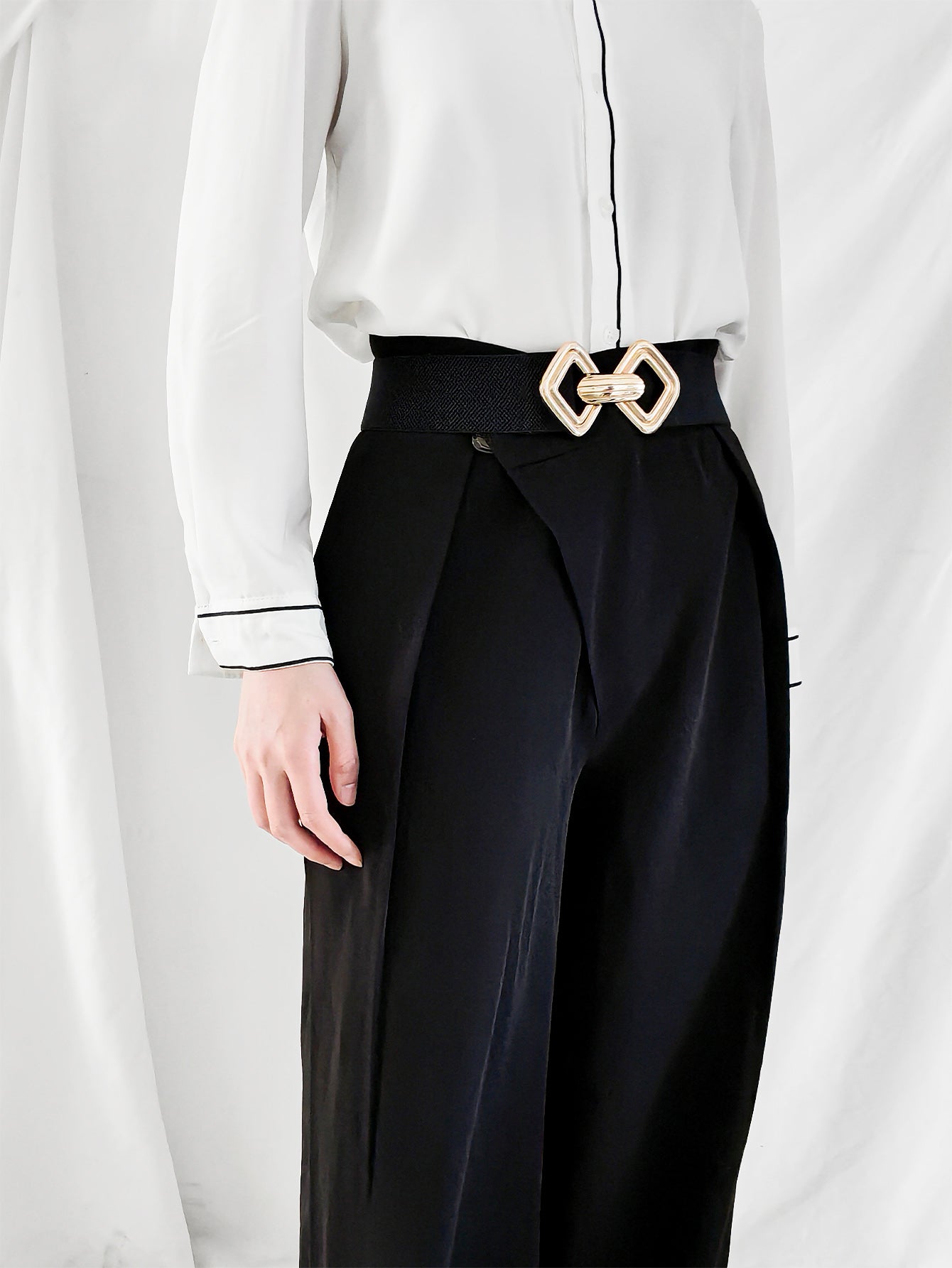 Belt - Wide Elastic w/ Geometric Buckle