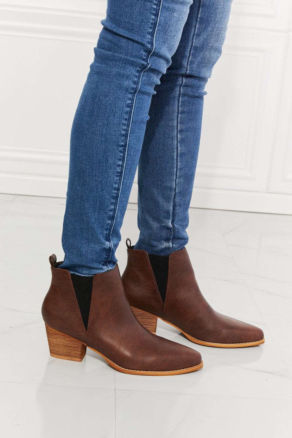 Ankle Boots - Point Toe in Chocolate