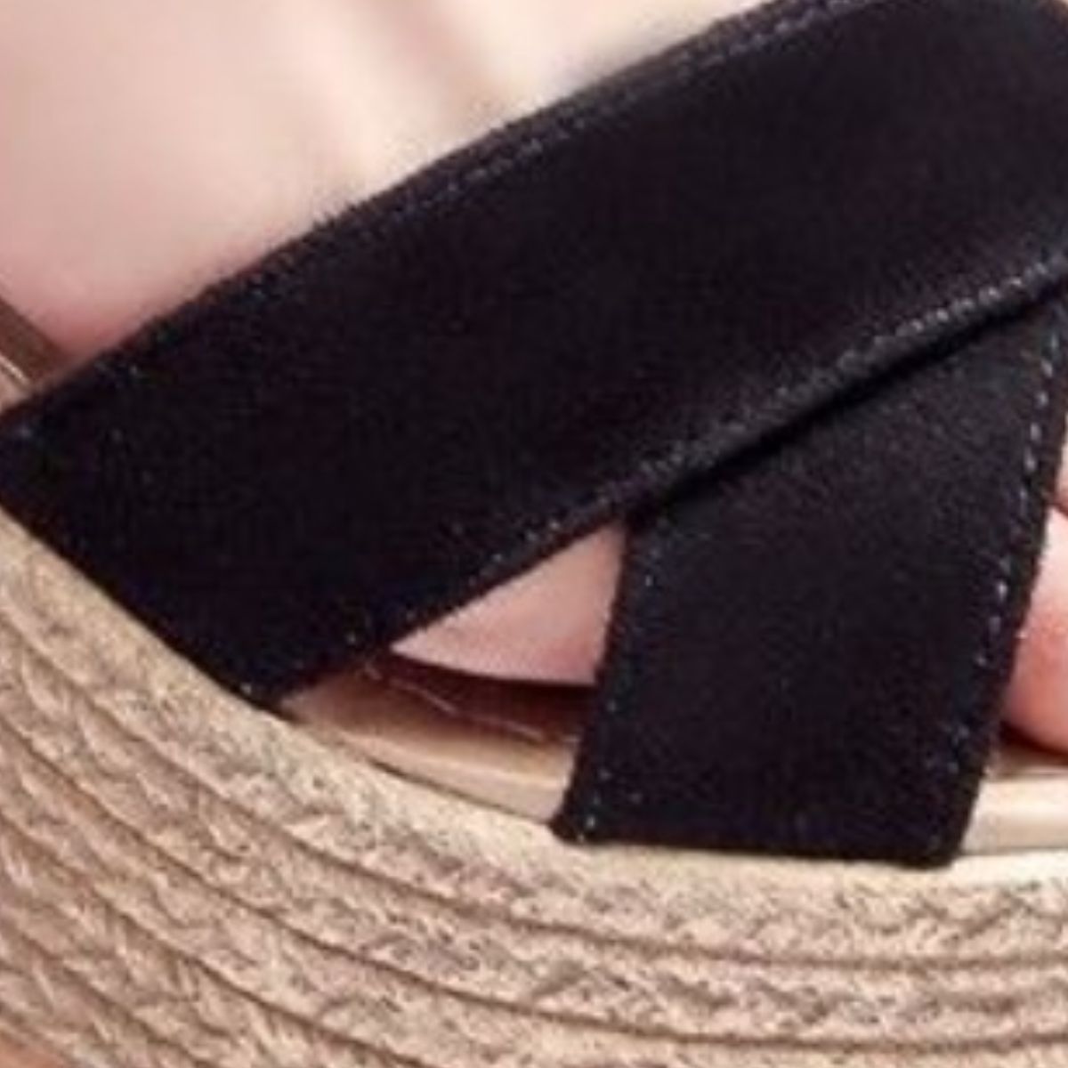 Sandal - Crisscross Open Toe Wedge