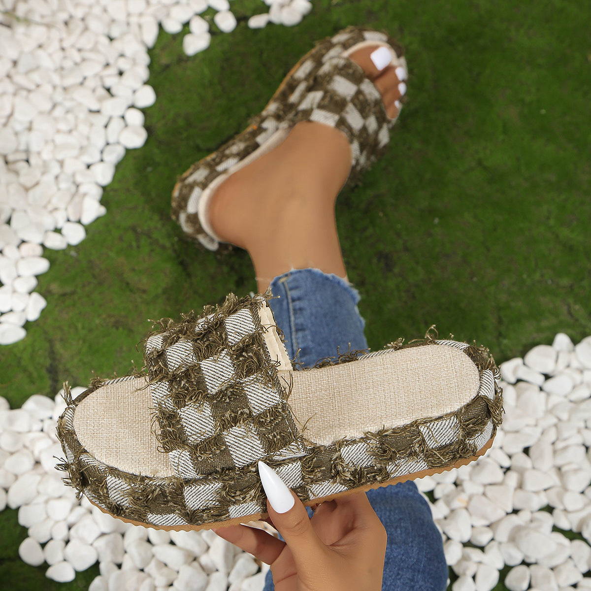 Sandals - Fringe Checkered Platform