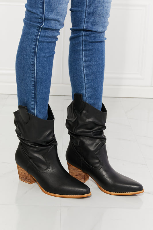 Cowboy Boots - Better in Texas Scrunch in Black